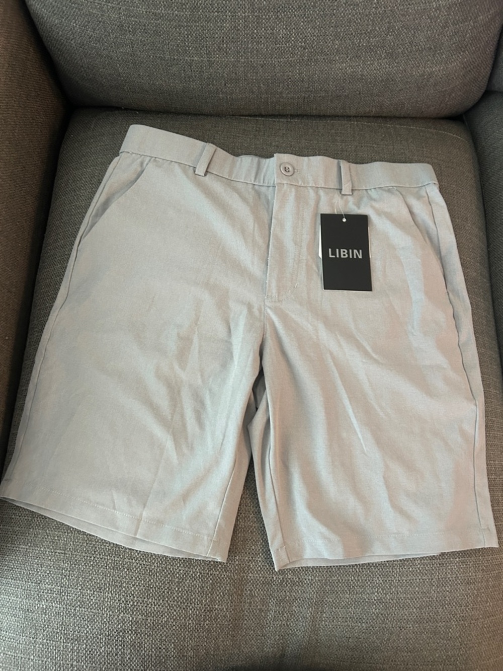 Libian Men’s Light Gray Flat-Front Cotton-Blend Shorts